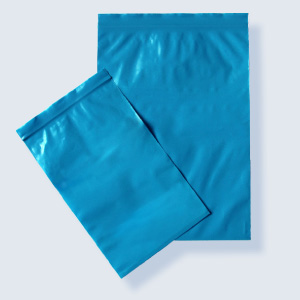 Pochette Opaque Bleu Anti UV 130 x 200 x 0,06